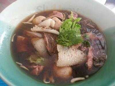 ก๋วยเตี๋ยวรสเยี่ยม สูตรไต้หวัน