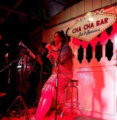 ร้านชาชา