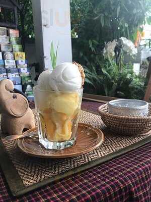 Blue Elephant Ice Cream Chiang Mai