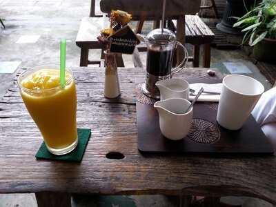 Artisan Coffee House