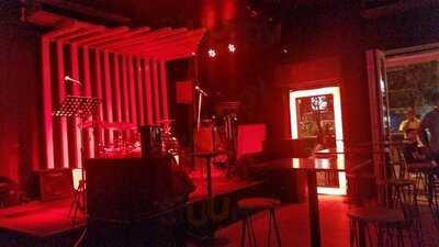 ลักกี้บาร์