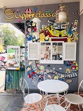 อัปเปอร์ คลาส คาเฟ่