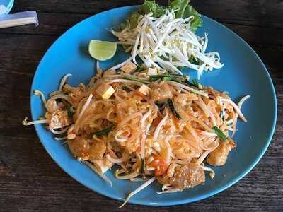 Love Rose Guesthouse Plus Restaurant