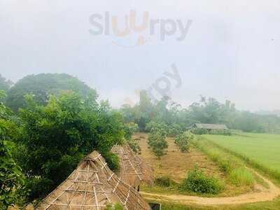 บ้านผ่อดอย กอยดาว