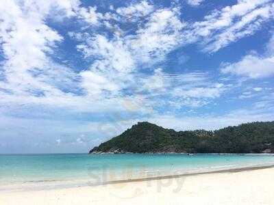 The End Bar At Candle Hut Resort