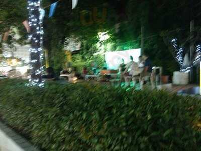 D-square By Dusit D2