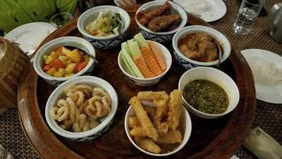 ขันโตก พาเลส