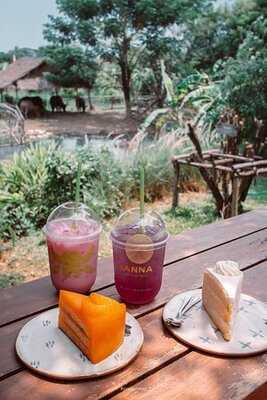 คันนา คาเฟ่