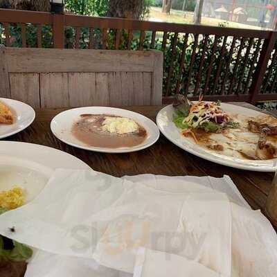 เดอะบาร์น สเต็ก เฮาส์