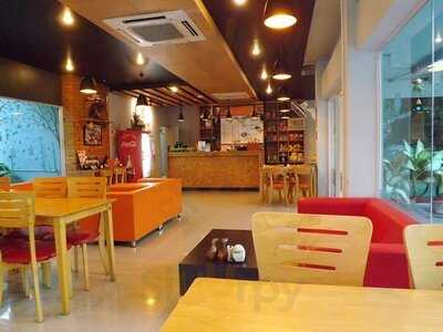 เคอรี่ คาเฟ่