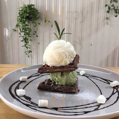 ไอติมบ้านยาย