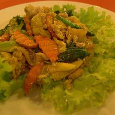 เบสิก ไทย คิวซีน 