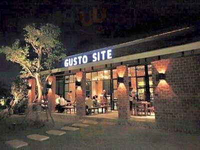 Gusto Bar And Restaurant