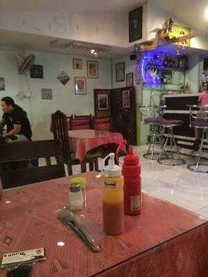 Sawadee Bar And Restaurant