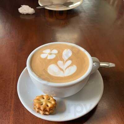 กาแฟพระจันทร์ยิ้ม