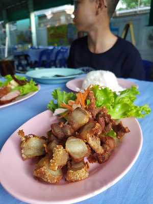 ภัตตาคารบัวหลวง