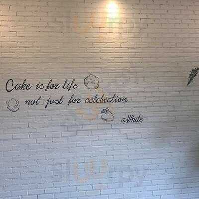 ไวท์เฮาส์พาทิเซีย : สาขา นิ่มซิตี้เชียงใหม่