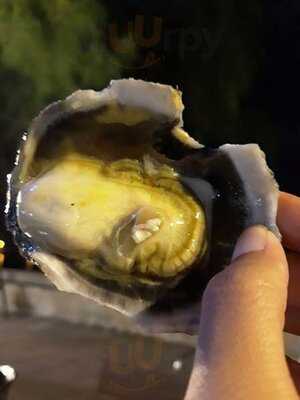 ร้านอาหาร ศาลาลอย