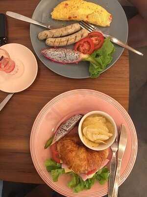 เมเม่ โฮมเมด เค้ก