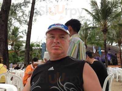 ร้านอาหาร เลตองบีช