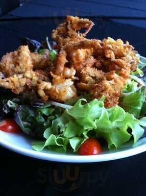 ไทนี่ บิสโทร