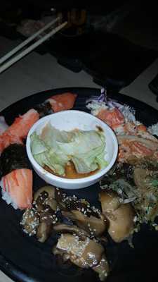 โทริ เจแปนนิส บุฟเฟ่ต์