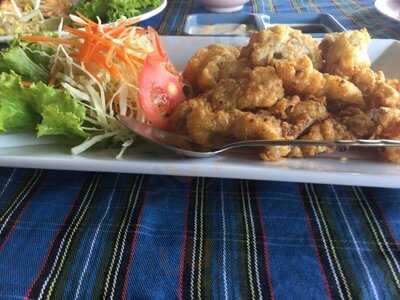 ฟ้าคราม น้ำใส _ครัวครูหอม