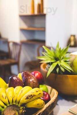 บรู คาเฟ่ แอนด์บิสโตร