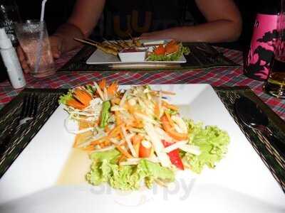 ไอส์แลนด์ซีฟู๊ดแอนด์เบียร์การ์เด้น