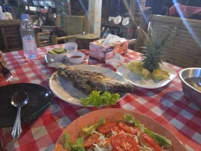 Krua Parichart Restaurant