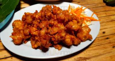 อีสานส้มตำหัวสะพาน