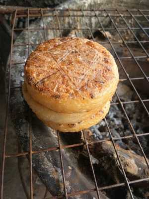 อีสานส้มตำหัวสะพาน