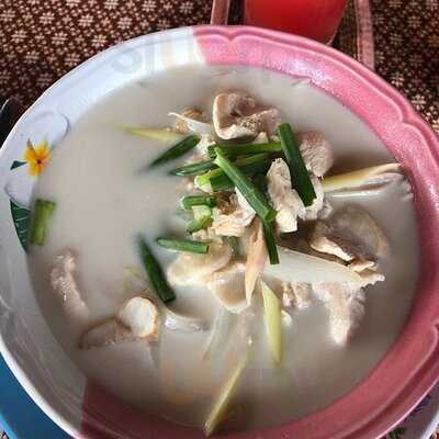 ทาม ไทย เรสเตอร์รอง