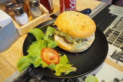 เดอะ ลอฟต์ คิทเช่น