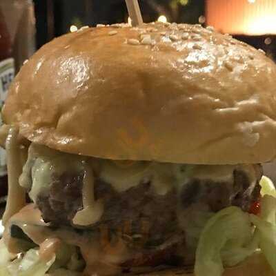 Crave Burgers & Wraps