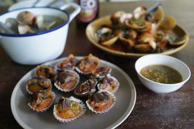 ร้านอาหารท่าปอมซีฟู๊ด