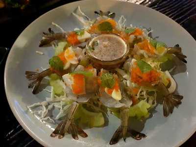 ร้านอาหารอีสานเรือนเพชร