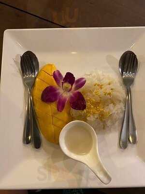 ผัดไทย ร็อคแอนด์โรล