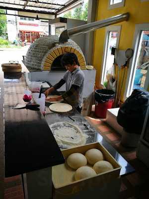 บาเยิร์น พิซเซอร์เรีย