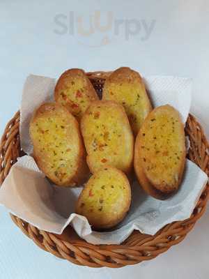 ร้านสเต็กคู่แฝด