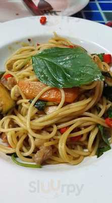 ร้านสเต็กคู่แฝด