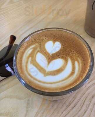 สตาร์บัคส์ คอฟฟี่ สาขา สนามบินสุวรรณภูมิ