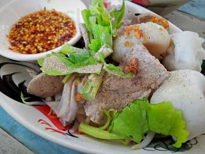 เตี๋ยวแซ่บคุณตา