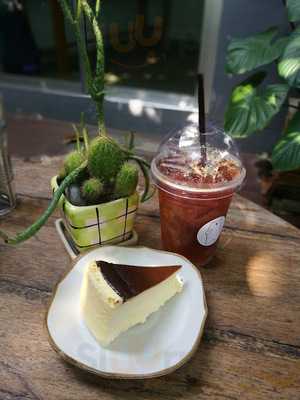 โพล่า โพล่า คาเฟ่