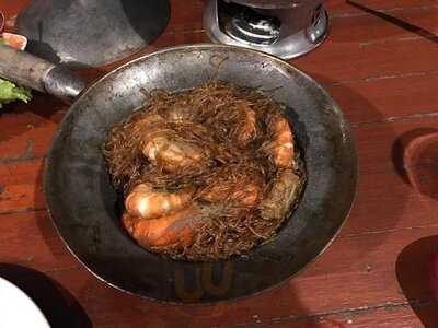 ร้านระเบียงเคียงน้ำ