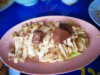 ข้าวมันไก่ไหหลํา