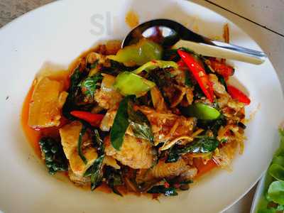 ร้านอาหาร ปลาเผาสลัดได