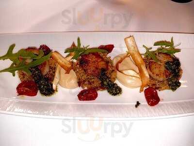 คาเฟ่ เด อามี