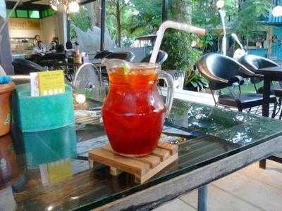 กู๊ดฟาร์มเมอร์โฮมเมดแอนด์ฟาร์ม