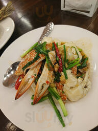 ร้านอาหาร ปูเป็นสุดหาดจอมเทียน